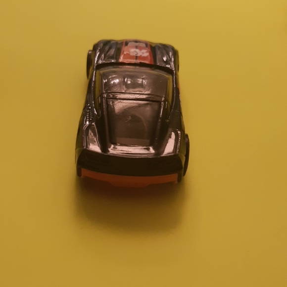 HW Corvette Stingray 2014 Diecast 1:64| 8.5/10 - Picture 5 of 8